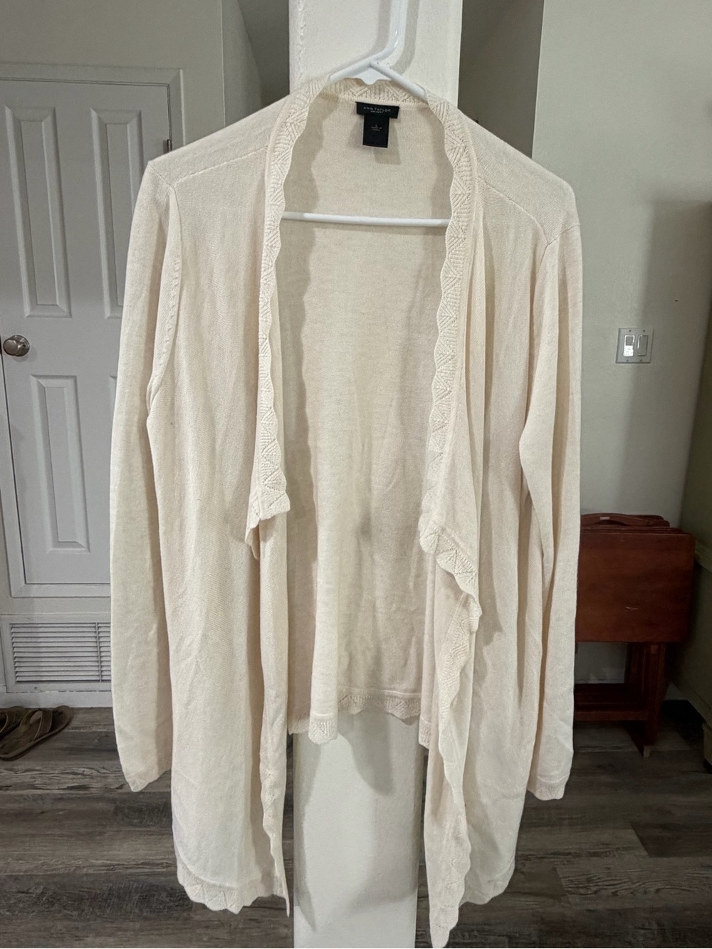 Ann Taylor Cream Open-Front Lightweight Cardigan